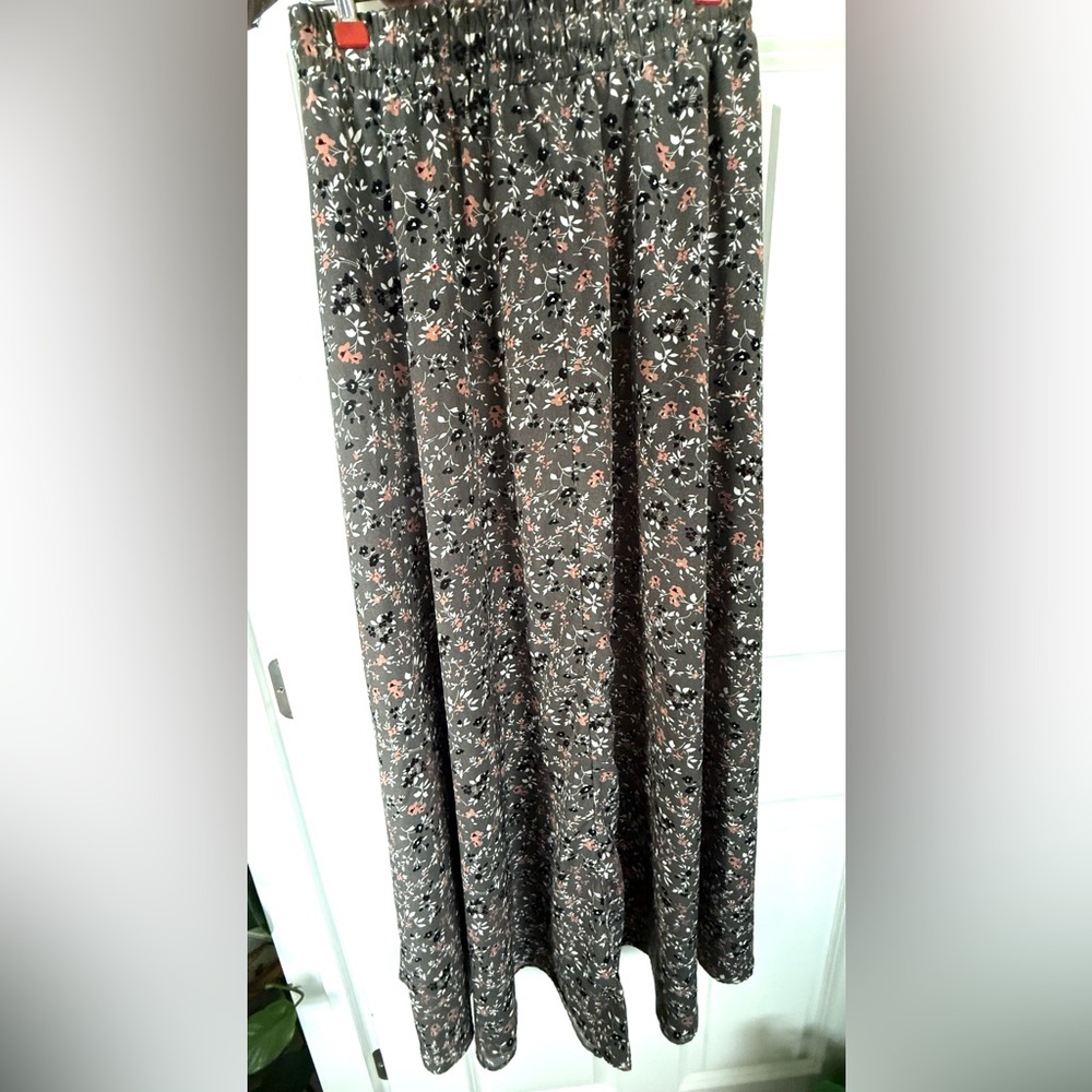 Floral Maxi Skirt - Black and White